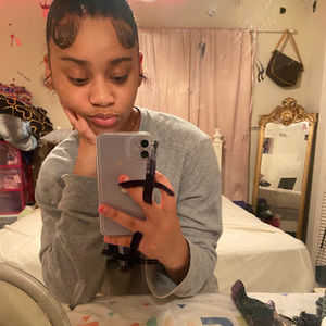 Meet your Posher, Brittany